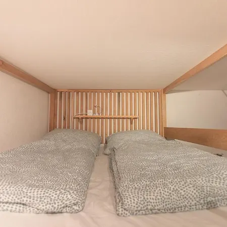 Sam And Karo Treviri